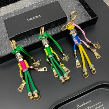 프라다 키링 (해외 배송)